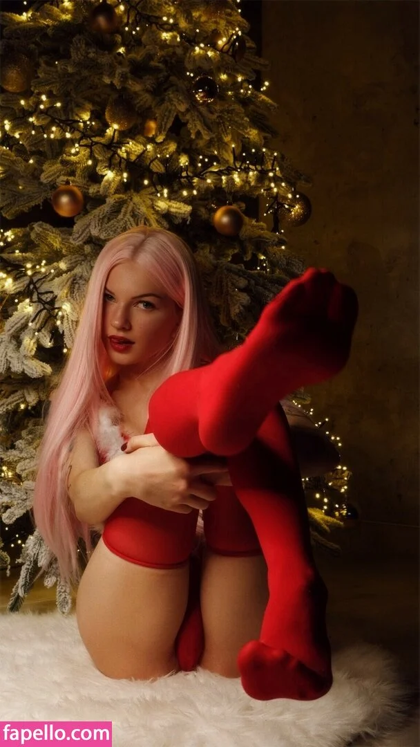 SOLYASMR / Soly ASMR / soly.asmr / solyyy.asmr Onlyfans Photo Gallery 