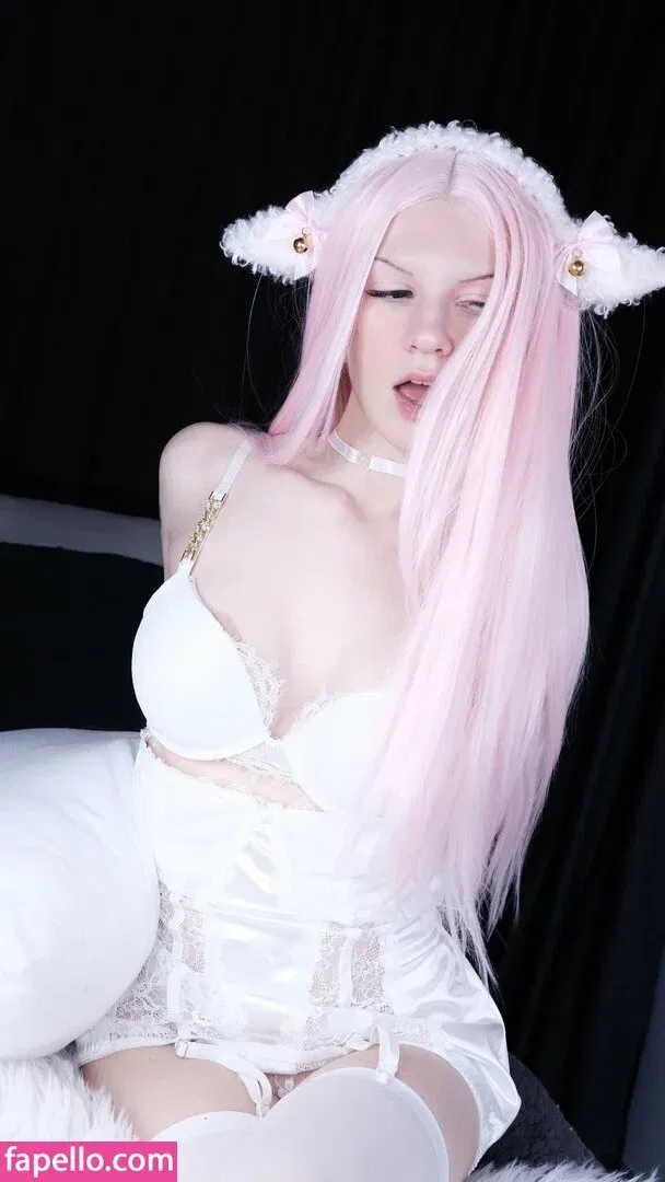 SOLYASMR / Soly ASMR / soly.asmr / solyyy.asmr Onlyfans Photo Gallery 