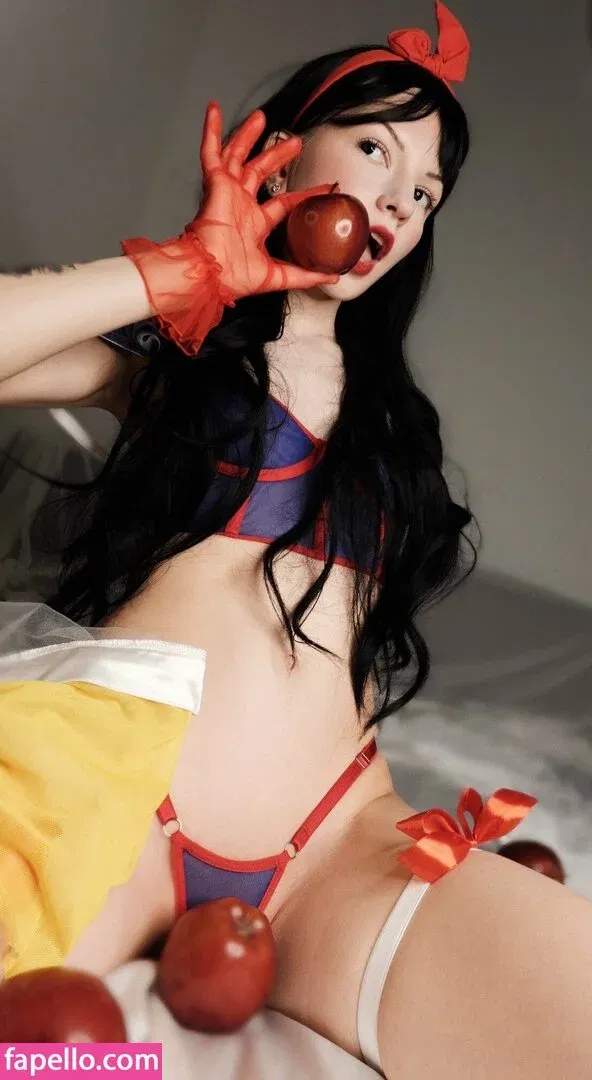 SOLYASMR / Soly ASMR / soly.asmr / solyyy.asmr Onlyfans Photo Gallery 