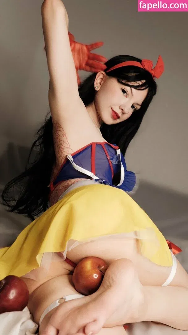 SOLYASMR / Soly ASMR / soly.asmr / solyyy.asmr Onlyfans Photo Gallery 