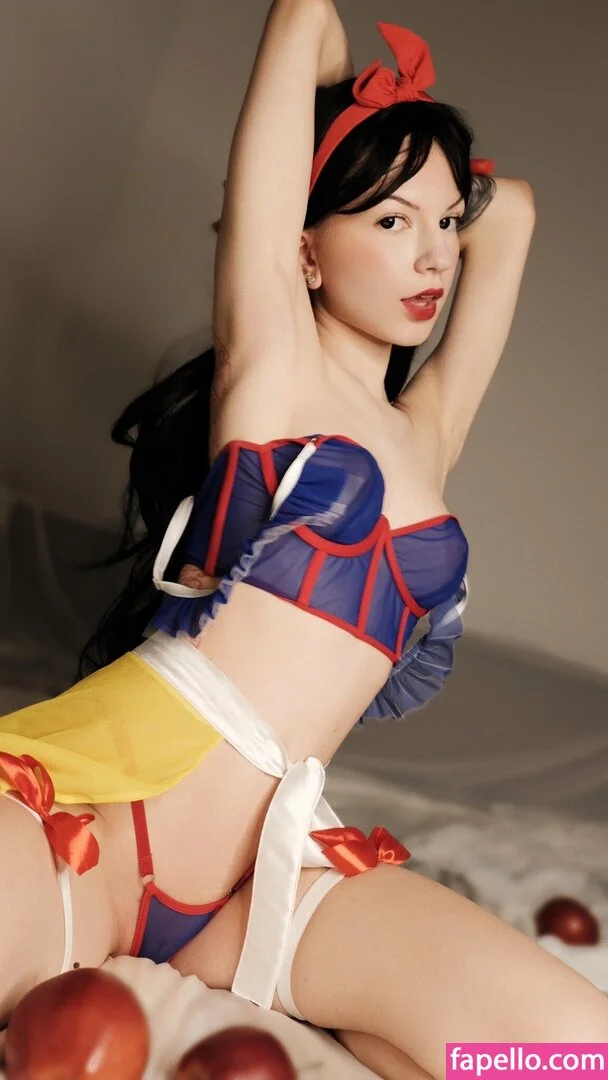 SOLYASMR / Soly ASMR / soly.asmr / solyyy.asmr Onlyfans Photo Gallery 