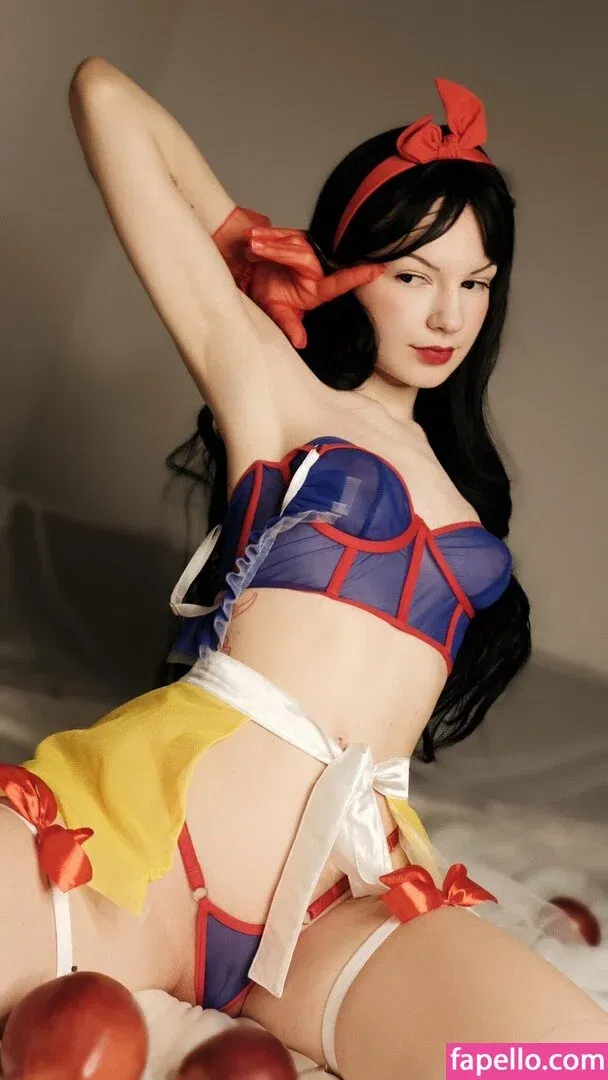 SOLYASMR / Soly ASMR / soly.asmr / solyyy.asmr Onlyfans Photo Gallery 