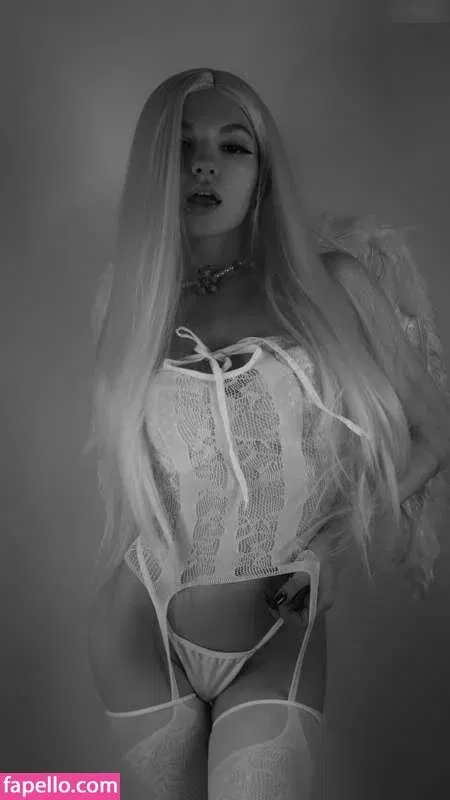 SOLYASMR / Soly ASMR / soly.asmr / solyyy.asmr Onlyfans Photo Gallery 