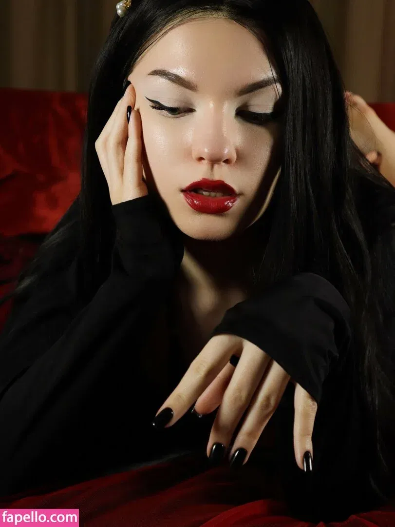 SOLYASMR / Soly ASMR / soly.asmr / solyyy.asmr Onlyfans Photo Gallery 