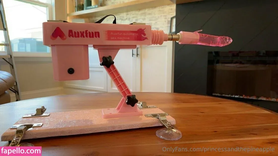 princessandthepineapple / theprincesspineapple Onlyfans Photo Gallery 