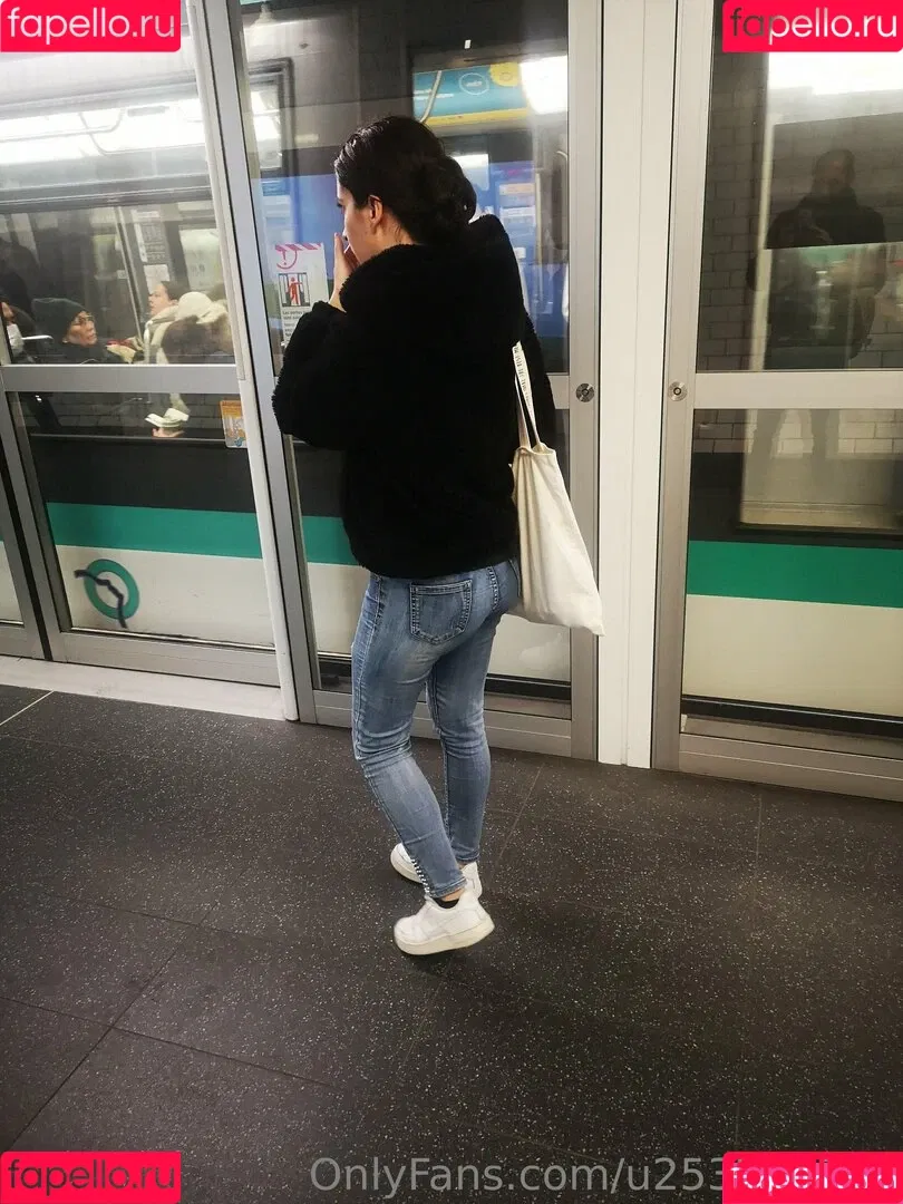 liz_05_dixson / u253243749 Onlyfans Photo Gallery 