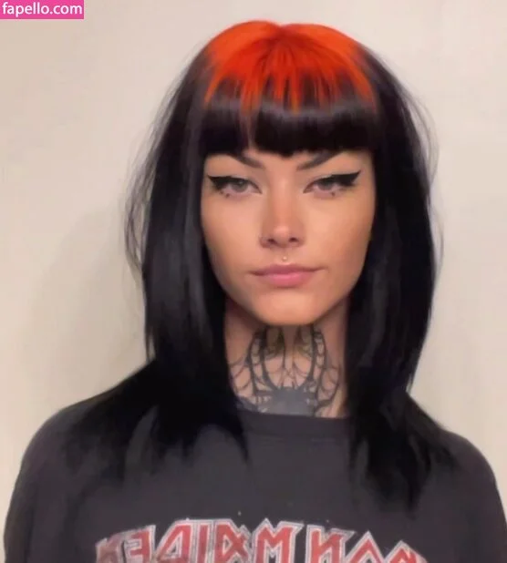 Sasha Tylers / demon.d.ll / demondollvip Onlyfans Photo Gallery 