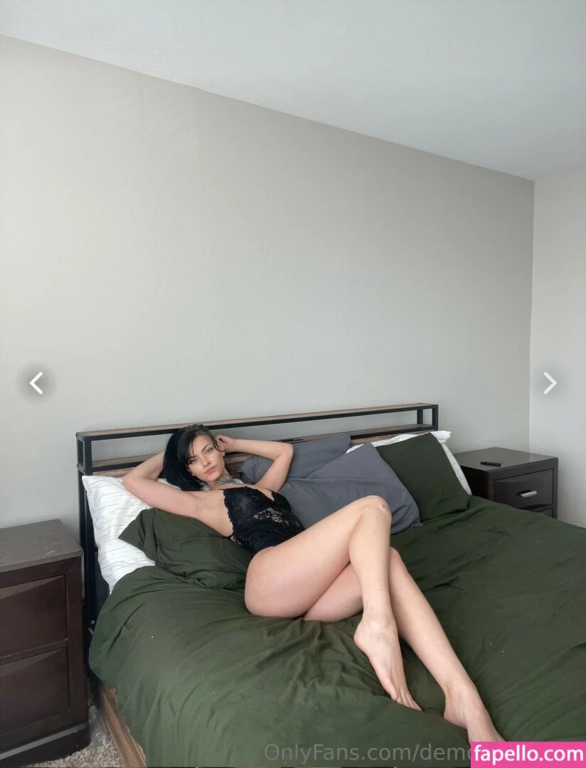 Sasha Tylers / demon.d.ll / demondollvip Onlyfans Photo Gallery 