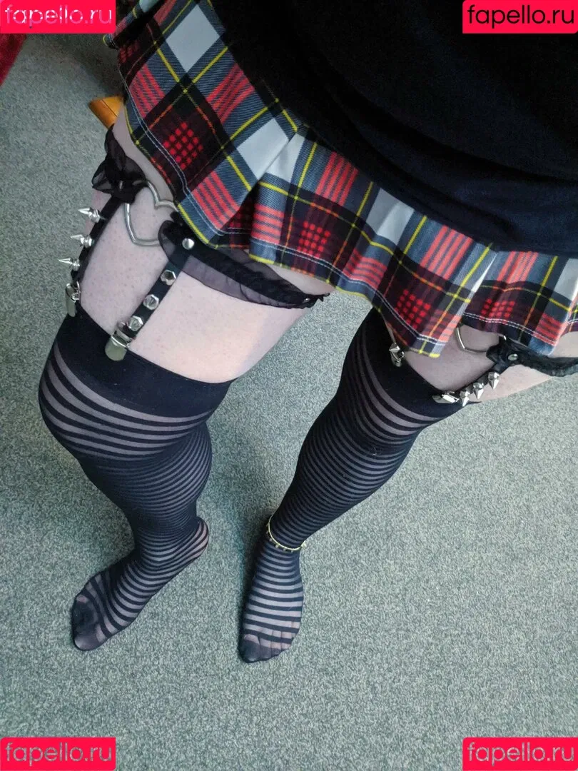 itnaflores / rinrin_cd Onlyfans Photo Gallery 