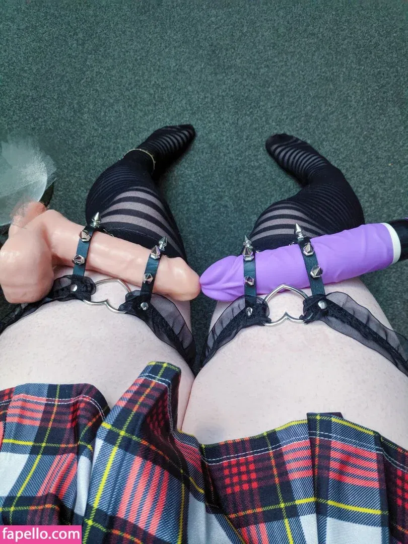 itnaflores / rinrin_cd Onlyfans Photo Gallery 