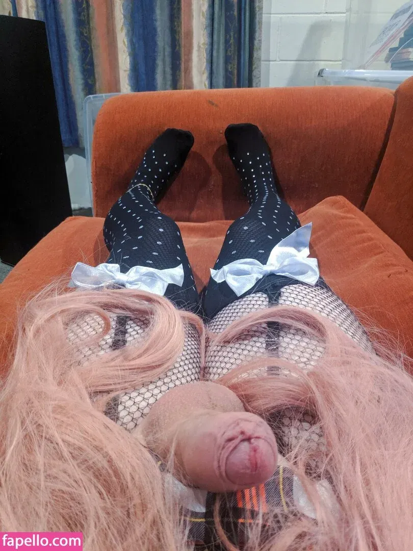 itnaflores / rinrin_cd Onlyfans Photo Gallery 