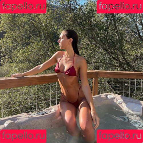 Brit Manuela Onlyfans Photo Gallery 