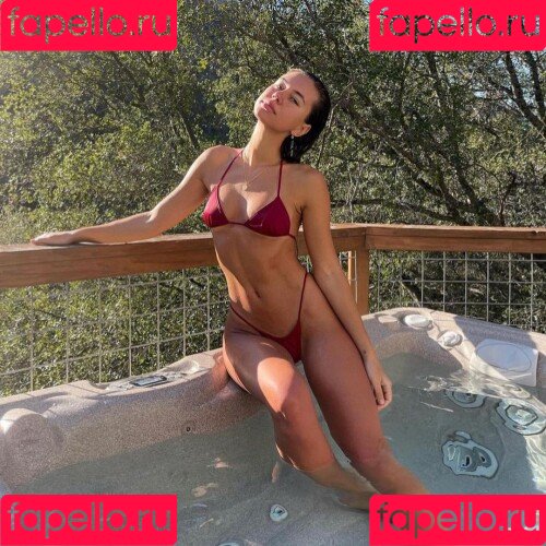 Brit Manuela Onlyfans Photo Gallery 