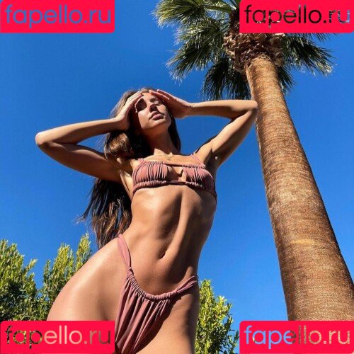 Brit Manuela Onlyfans Photo Gallery 