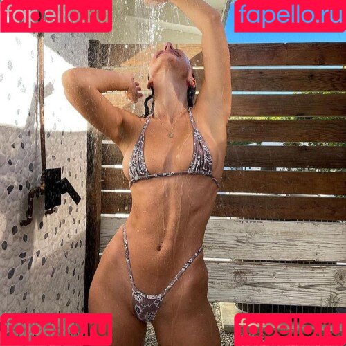 Brit Manuela Onlyfans Photo Gallery 