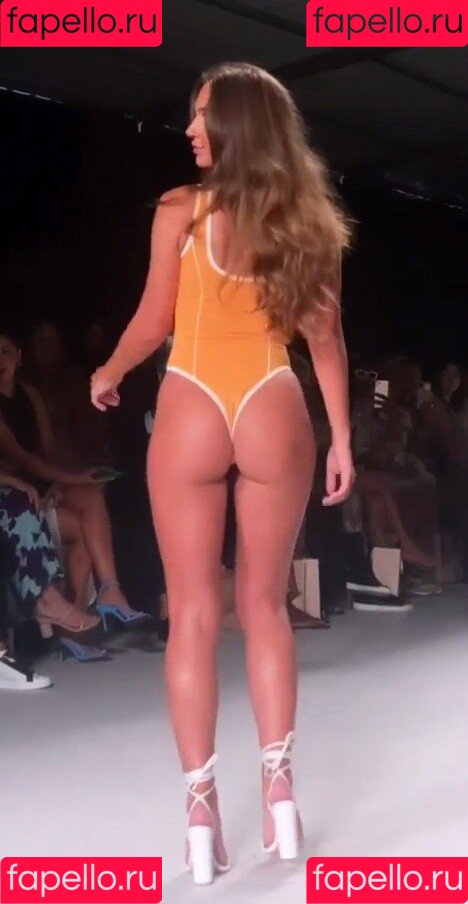 Brit Manuela Onlyfans Photo Gallery 