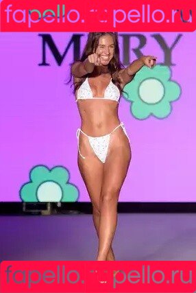 Brit Manuela Onlyfans Photo Gallery 