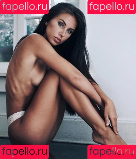 Brit Manuela Onlyfans Photo Gallery 