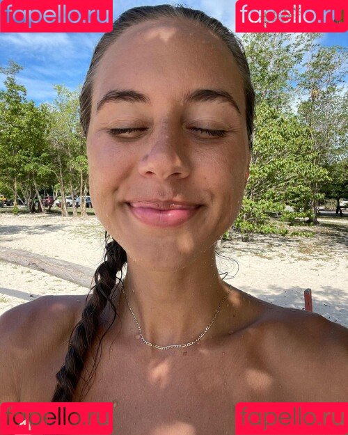 Brit Manuela Onlyfans Photo Gallery 