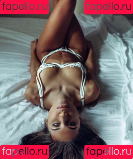 Brit Manuela Onlyfans Photo Gallery 