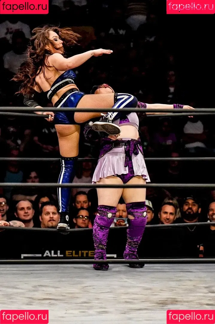 Skye Blue / Skye Dolecki / SkyeBluewrestling / Skyebyee / skye_dolecki / skyeblue_wrestling Onlyfans Photo Gallery 