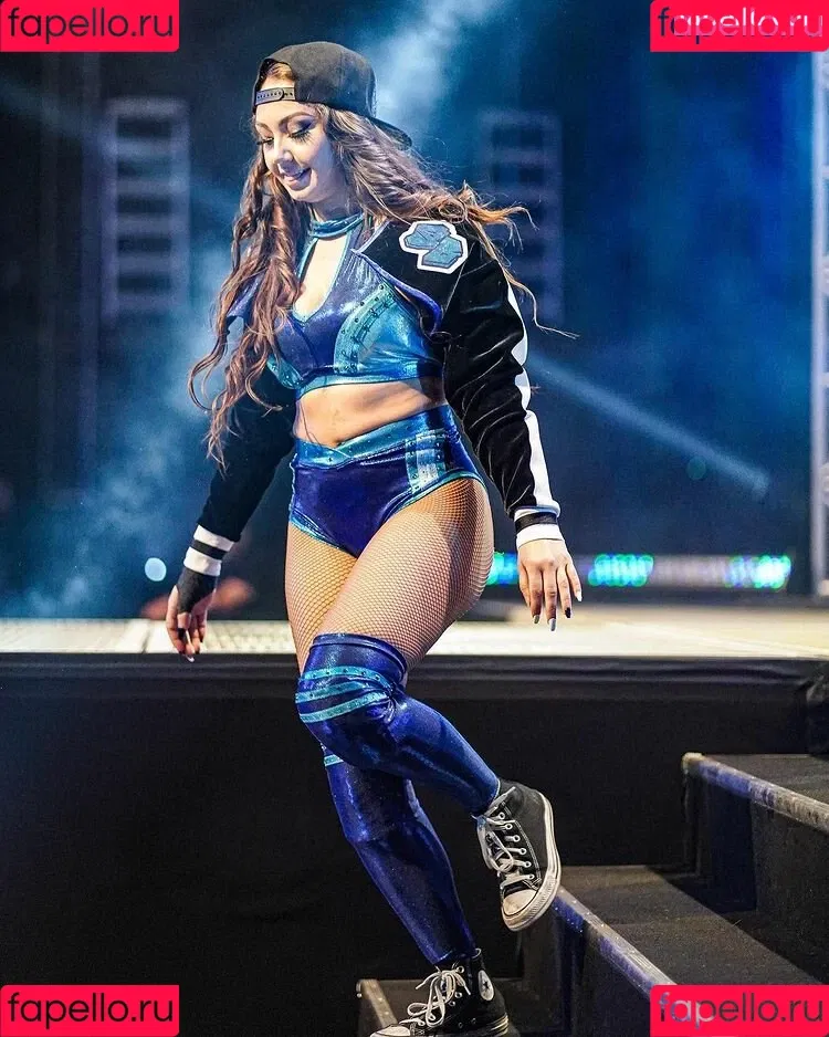 Skye Blue / Skye Dolecki / SkyeBluewrestling / Skyebyee / skye_dolecki / skyeblue_wrestling Onlyfans Photo Gallery 