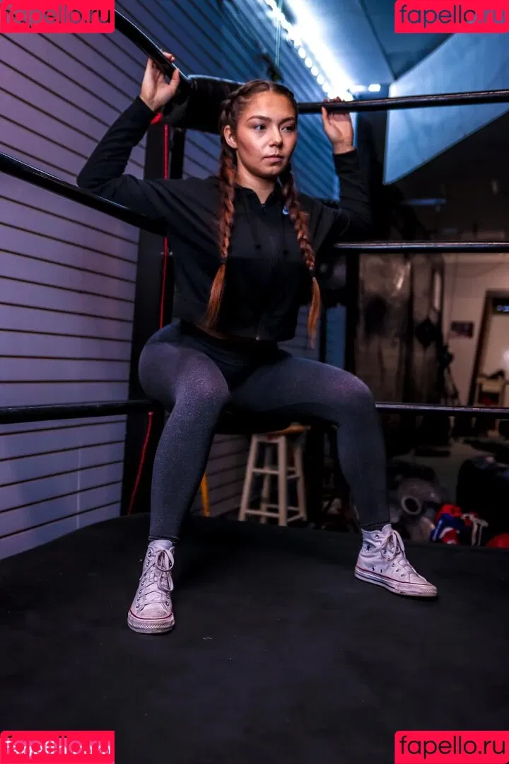 Skye Blue / Skye Dolecki / SkyeBluewrestling / Skyebyee / skye_dolecki / skyeblue_wrestling Onlyfans Photo Gallery 
