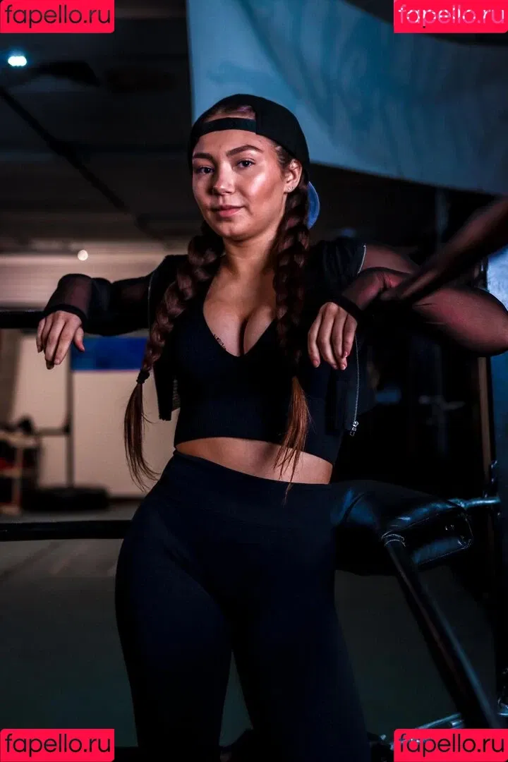 Skye Blue / Skye Dolecki / SkyeBluewrestling / Skyebyee / skye_dolecki / skyeblue_wrestling Onlyfans Photo Gallery 