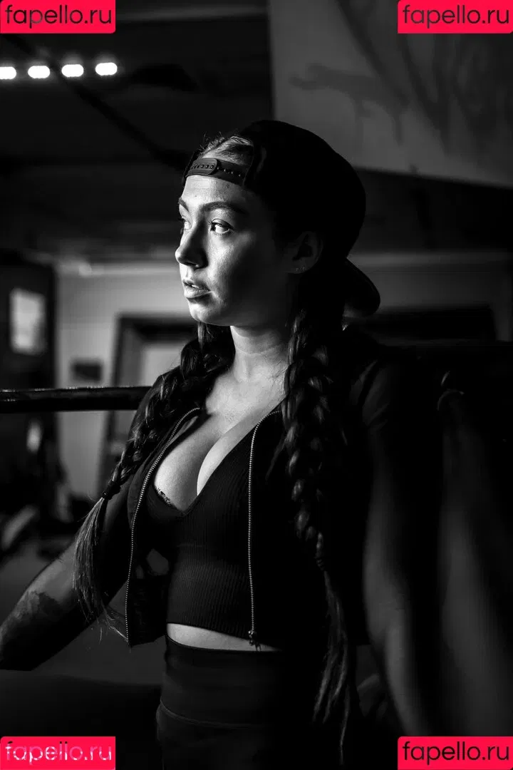 Skye Blue / Skye Dolecki / SkyeBluewrestling / Skyebyee / skye_dolecki / skyeblue_wrestling Onlyfans Photo Gallery 