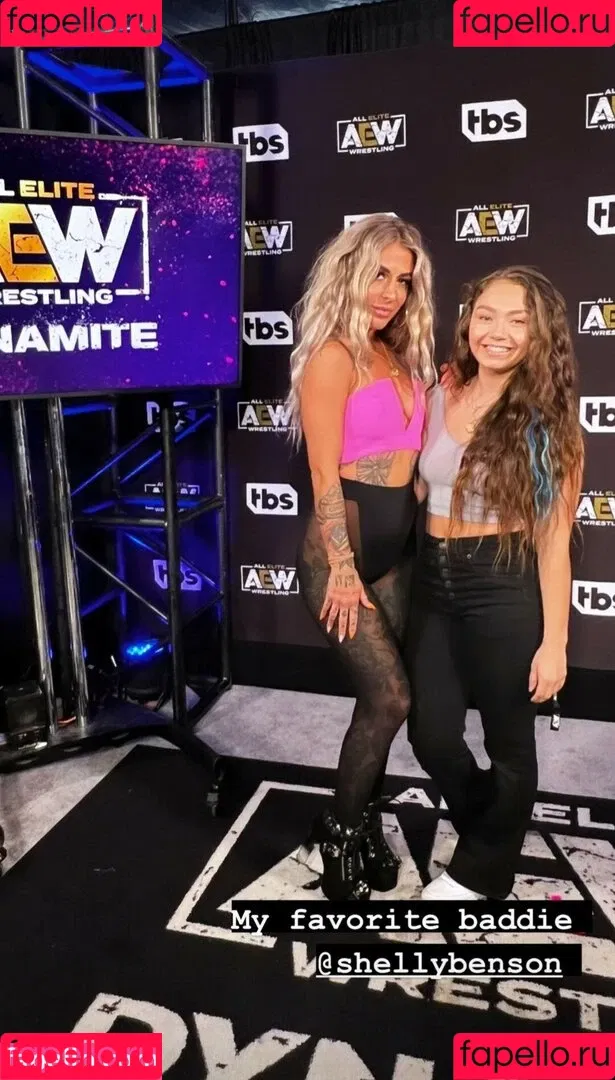 Skye Blue / Skye Dolecki / SkyeBluewrestling / Skyebyee / skye_dolecki / skyeblue_wrestling Onlyfans Photo Gallery 