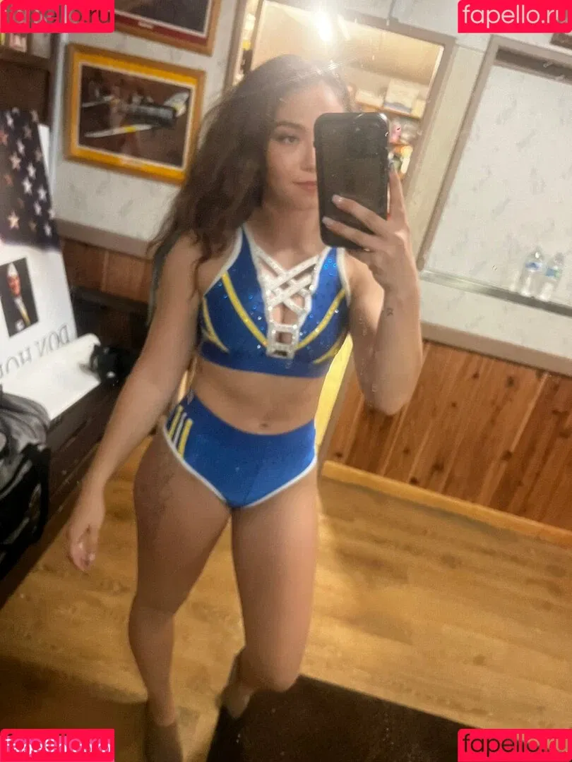 Skye Blue / Skye Dolecki / SkyeBluewrestling / Skyebyee / skye_dolecki / skyeblue_wrestling Onlyfans Photo Gallery 