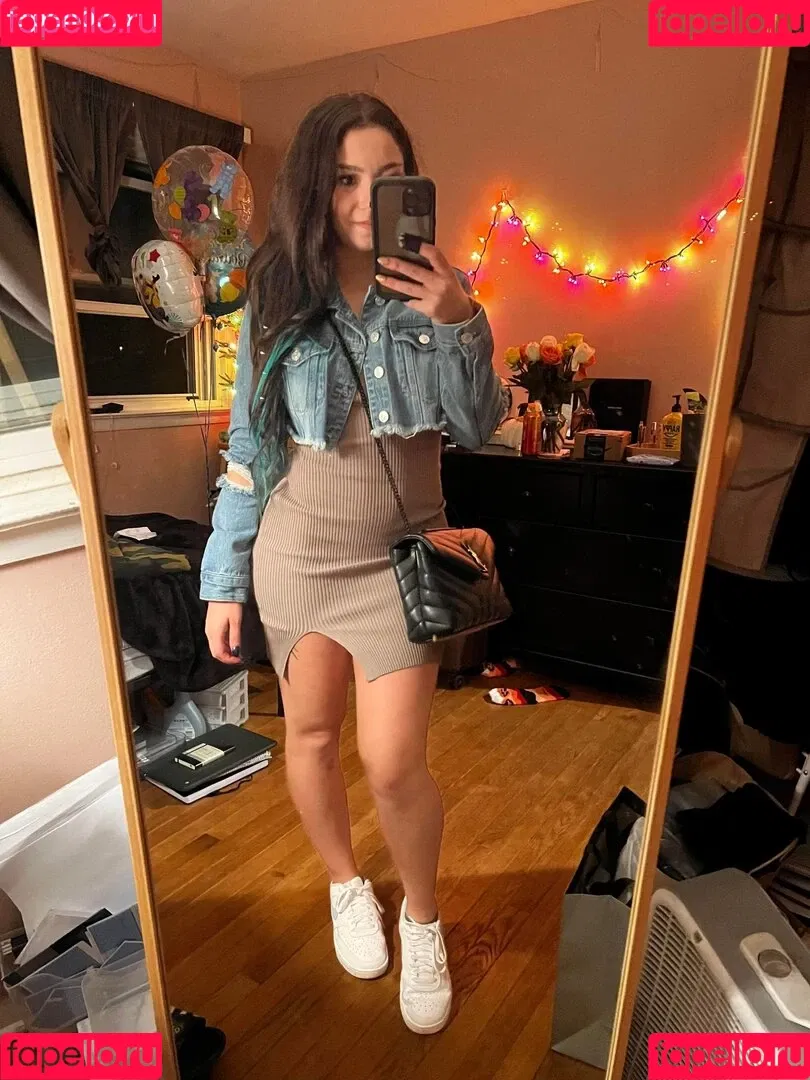 Skye Blue / Skye Dolecki / SkyeBluewrestling / Skyebyee / skye_dolecki / skyeblue_wrestling Onlyfans Photo Gallery 