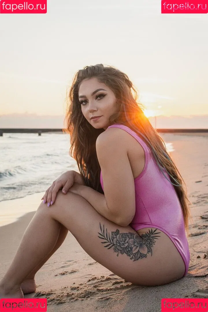 Skye Blue / Skye Dolecki / SkyeBluewrestling / Skyebyee / skye_dolecki / skyeblue_wrestling Onlyfans Photo Gallery 