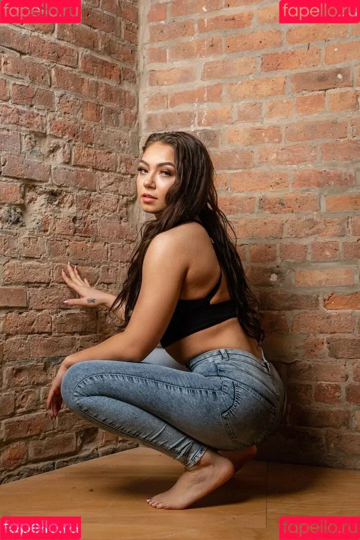 Skye Blue / Skye Dolecki / SkyeBluewrestling / Skyebyee / skye_dolecki / skyeblue_wrestling Onlyfans Photo Gallery 