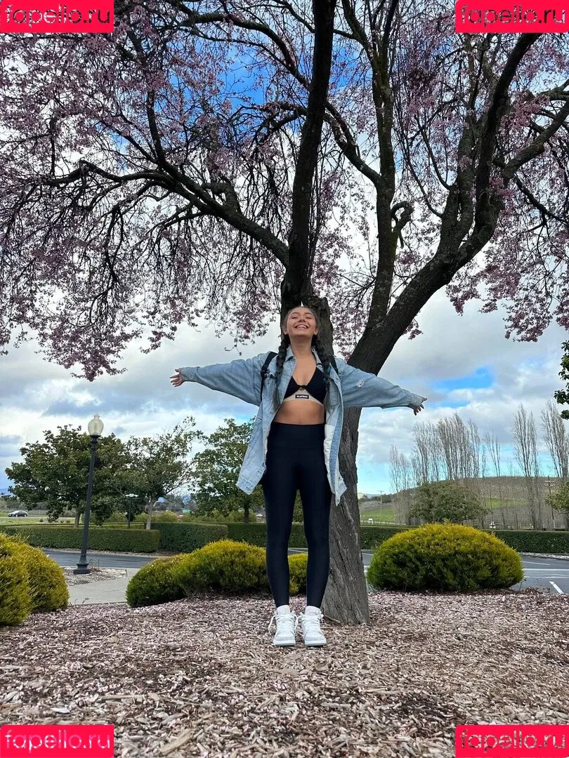 Skye Blue / Skye Dolecki / SkyeBluewrestling / Skyebyee / skye_dolecki / skyeblue_wrestling Onlyfans Photo Gallery 