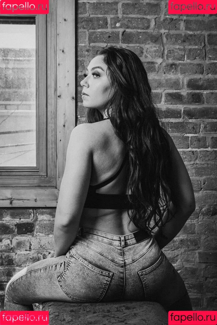 Skye Blue / Skye Dolecki / SkyeBluewrestling / Skyebyee / skye_dolecki / skyeblue_wrestling Onlyfans Photo Gallery 