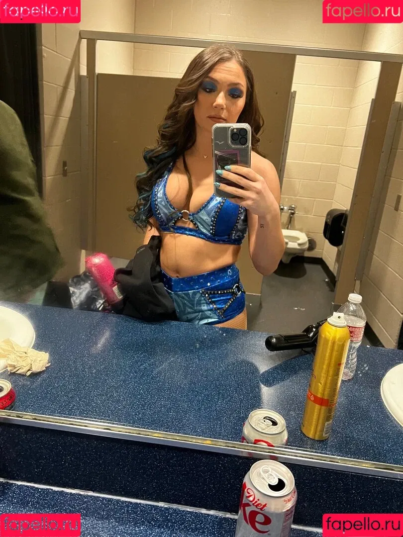 Skye Blue / Skye Dolecki / SkyeBluewrestling / Skyebyee / skye_dolecki / skyeblue_wrestling Onlyfans Photo Gallery 