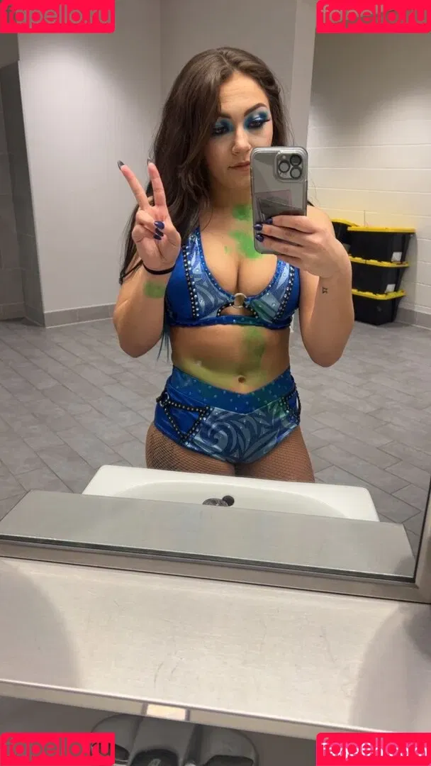 Skye Blue / Skye Dolecki / SkyeBluewrestling / Skyebyee / skye_dolecki / skyeblue_wrestling Onlyfans Photo Gallery 