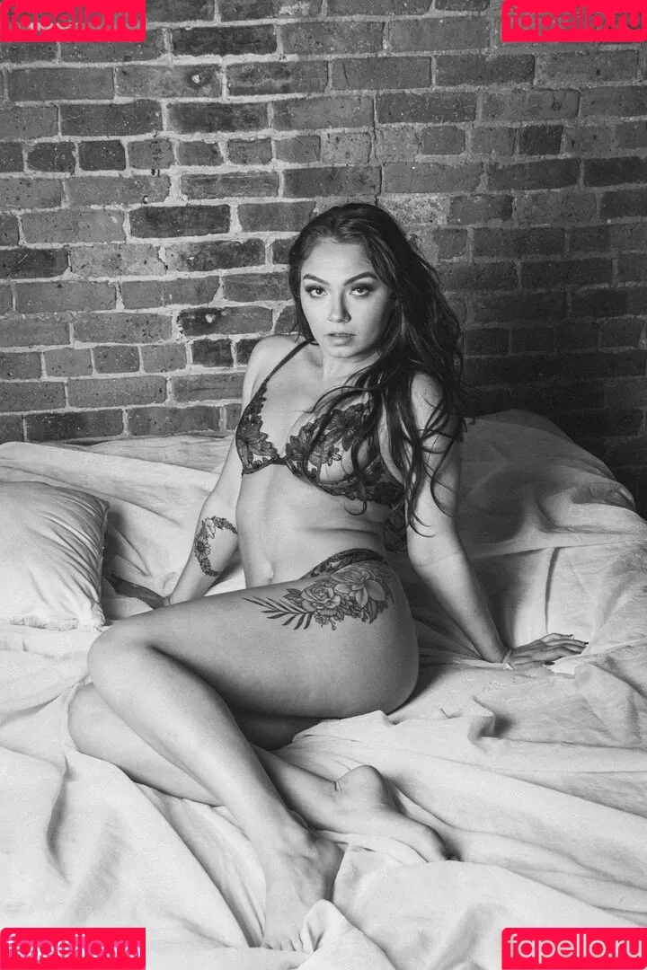Skye Blue / Skye Dolecki / SkyeBluewrestling / Skyebyee / skye_dolecki / skyeblue_wrestling Onlyfans Photo Gallery 