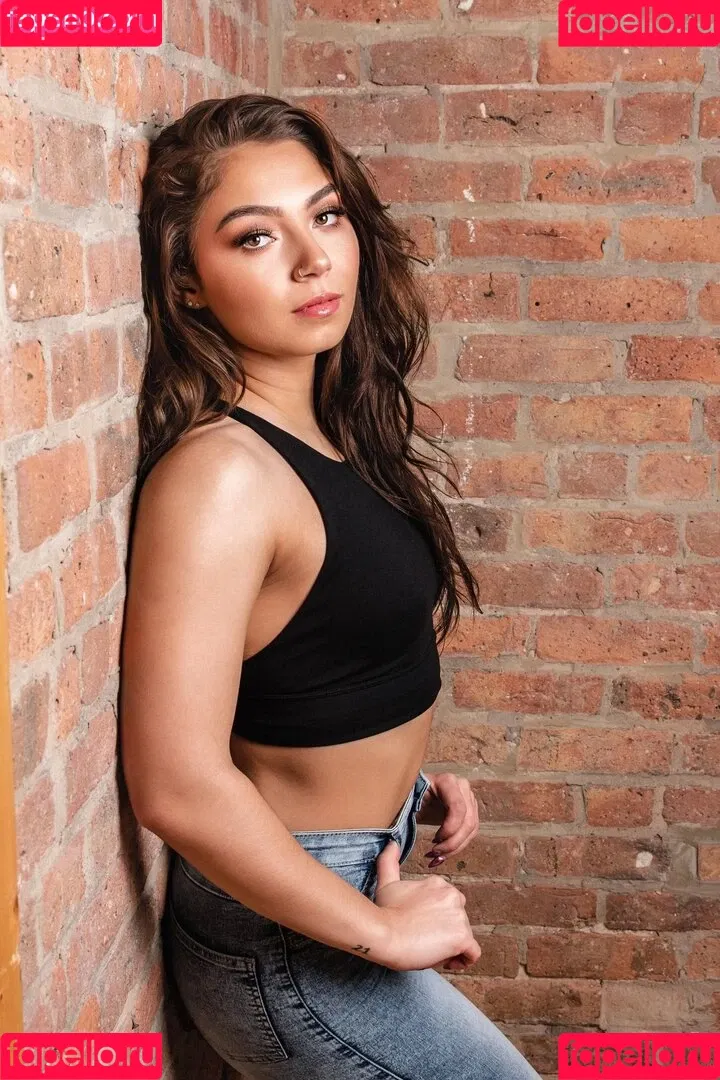 Skye Blue / Skye Dolecki / SkyeBluewrestling / Skyebyee / skye_dolecki / skyeblue_wrestling Onlyfans Photo Gallery 