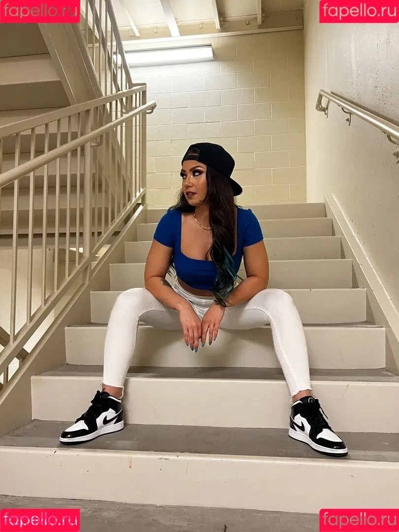 Skye Blue / Skye Dolecki / SkyeBluewrestling / Skyebyee / skye_dolecki / skyeblue_wrestling Onlyfans Photo Gallery 
