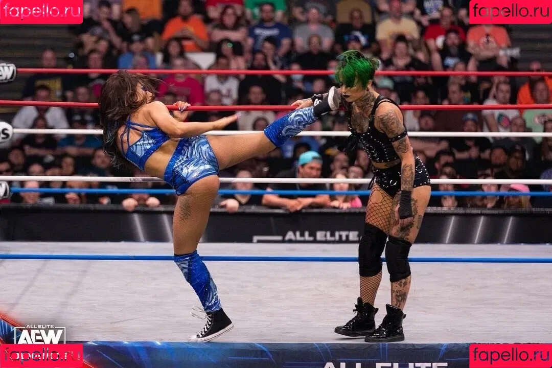 Skye Blue / Skye Dolecki / SkyeBluewrestling / Skyebyee / skye_dolecki / skyeblue_wrestling Onlyfans Photo Gallery 