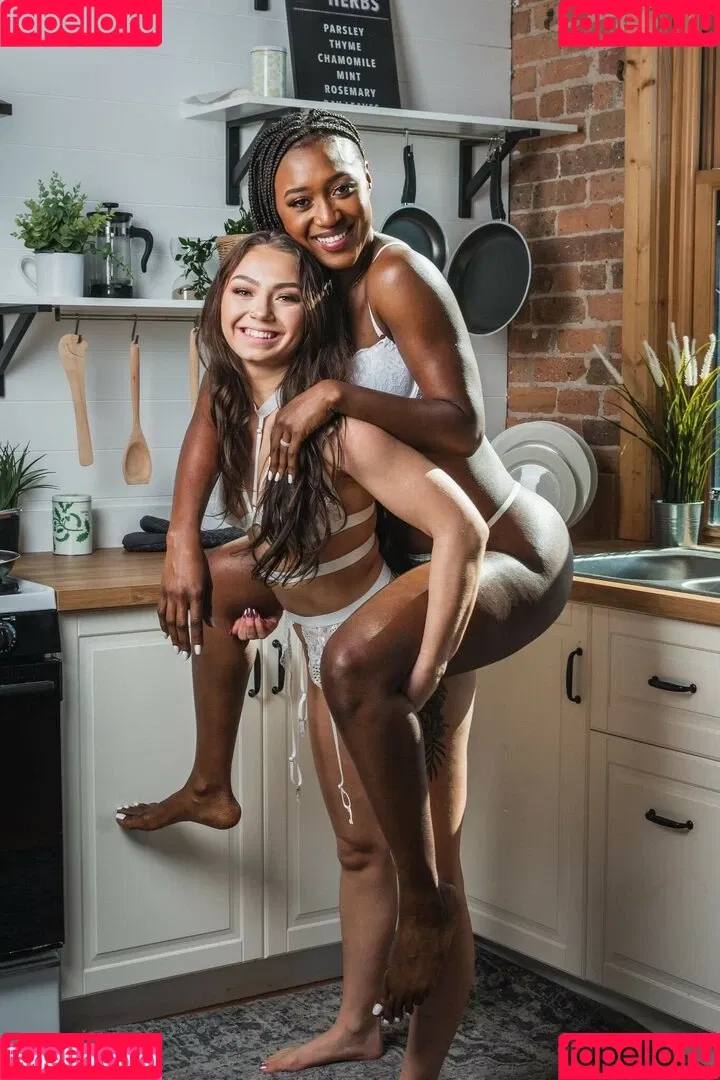 Skye Blue / Skye Dolecki / SkyeBluewrestling / Skyebyee / skye_dolecki / skyeblue_wrestling Onlyfans Photo Gallery 