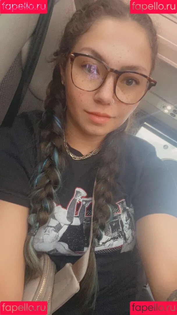 Skye Blue / Skye Dolecki / SkyeBluewrestling / Skyebyee / skye_dolecki / skyeblue_wrestling Onlyfans Photo Gallery 