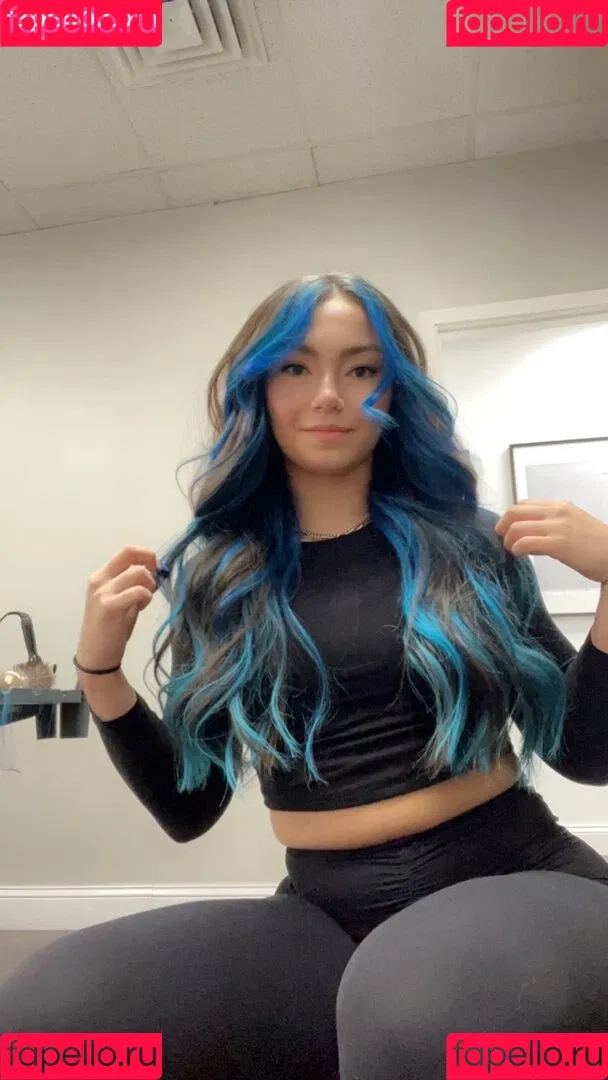 Skye Blue / Skye Dolecki / SkyeBluewrestling / Skyebyee / skye_dolecki / skyeblue_wrestling Onlyfans Photo Gallery 