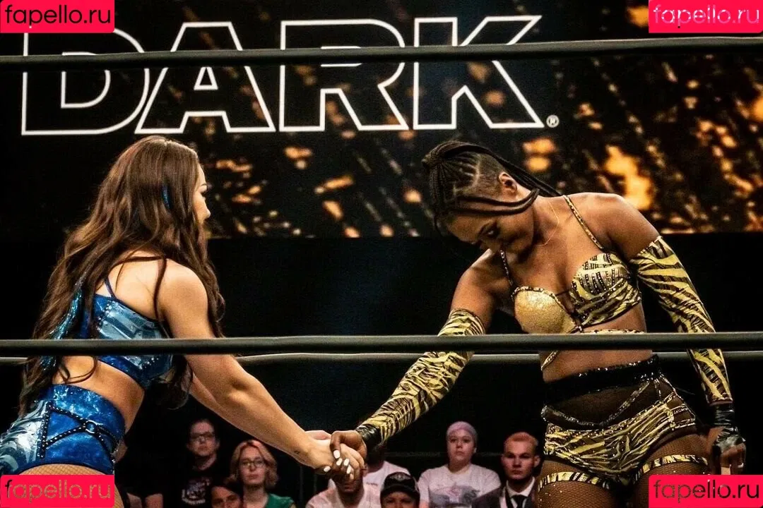 Skye Blue / Skye Dolecki / SkyeBluewrestling / Skyebyee / skye_dolecki / skyeblue_wrestling Onlyfans Photo Gallery 