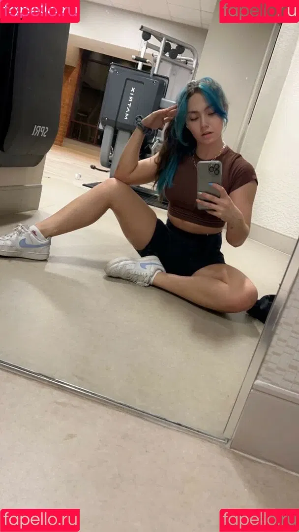 Skye Blue / Skye Dolecki / SkyeBluewrestling / Skyebyee / skye_dolecki / skyeblue_wrestling Onlyfans Photo Gallery 