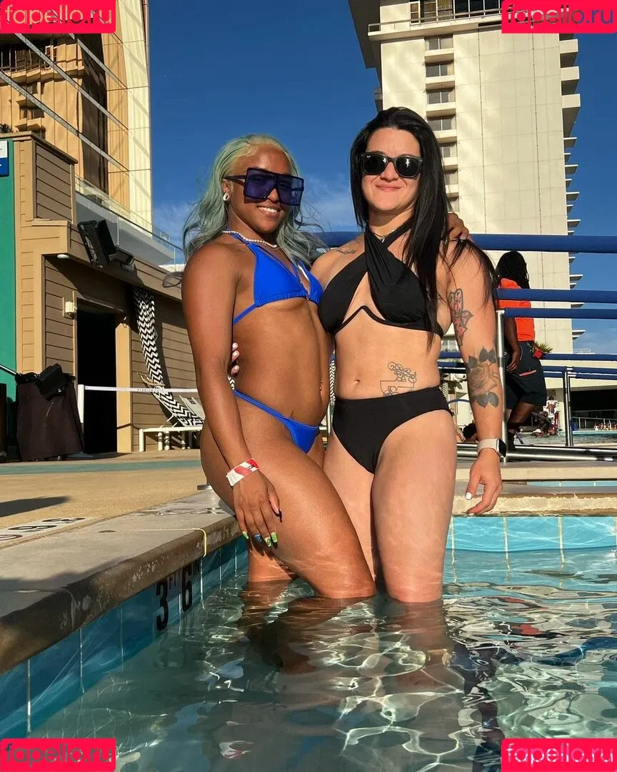 Skye Blue / Skye Dolecki / SkyeBluewrestling / Skyebyee / skye_dolecki / skyeblue_wrestling Onlyfans Photo Gallery 