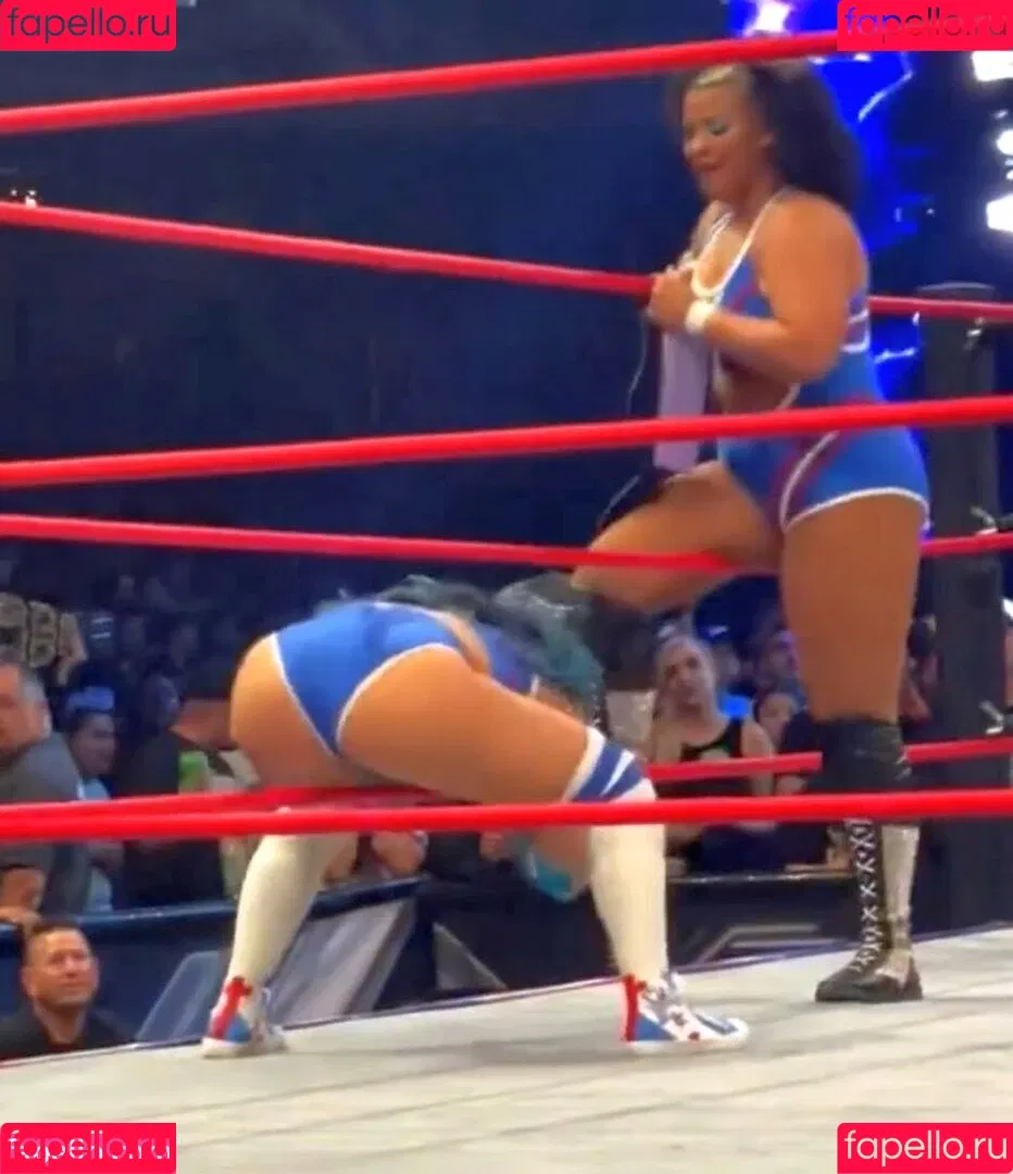 Skye Blue / Skye Dolecki / SkyeBluewrestling / Skyebyee / skye_dolecki / skyeblue_wrestling Onlyfans Photo Gallery 