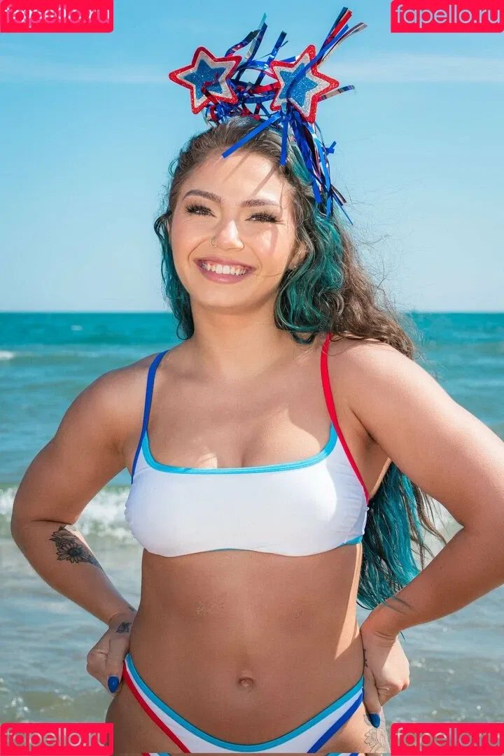 Skye Blue / Skye Dolecki / SkyeBluewrestling / Skyebyee / skye_dolecki / skyeblue_wrestling Onlyfans Photo Gallery 
